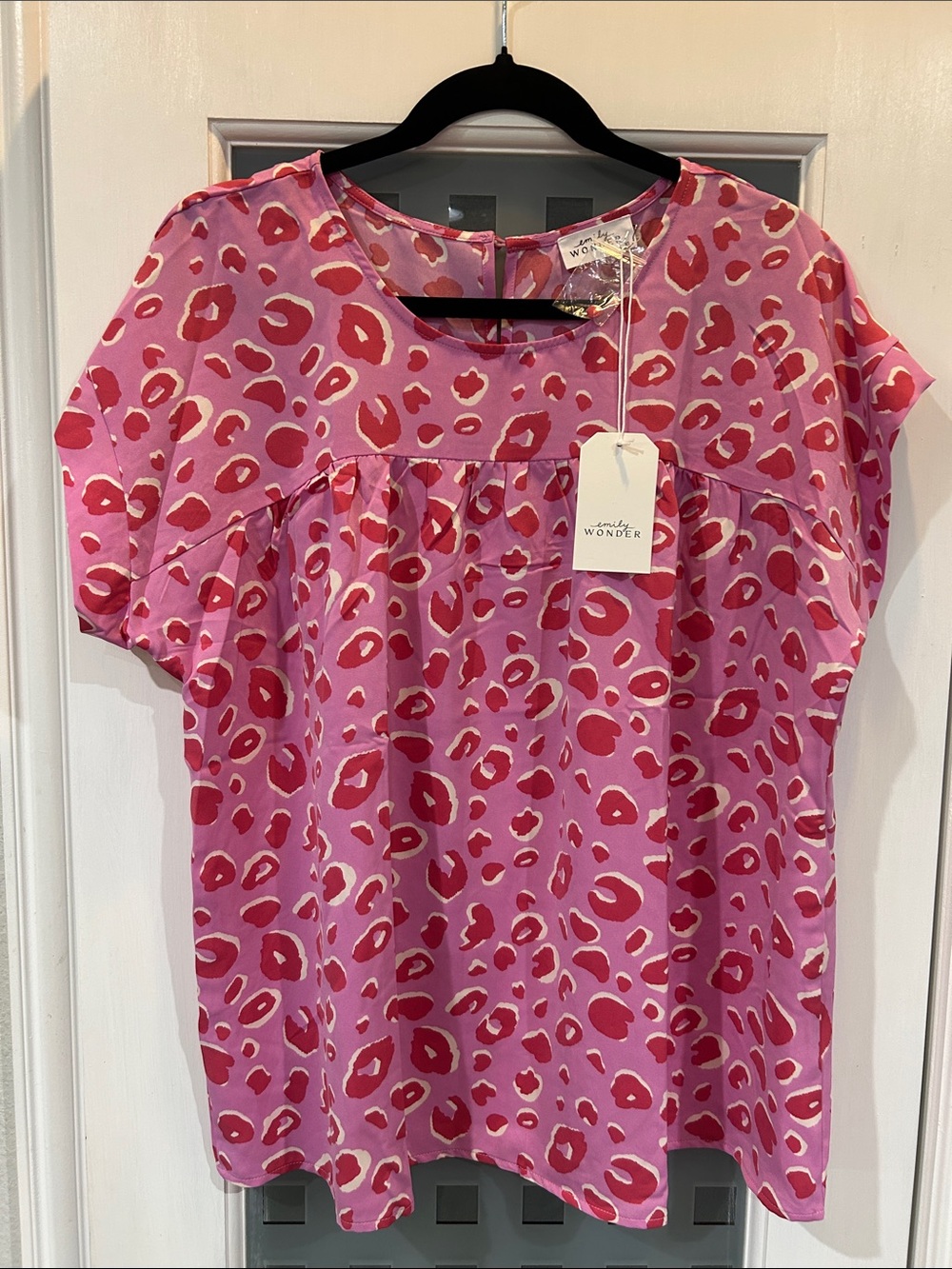 Wonder Pink Leopard Print Short Sleeve Blouse - Bright Pink
